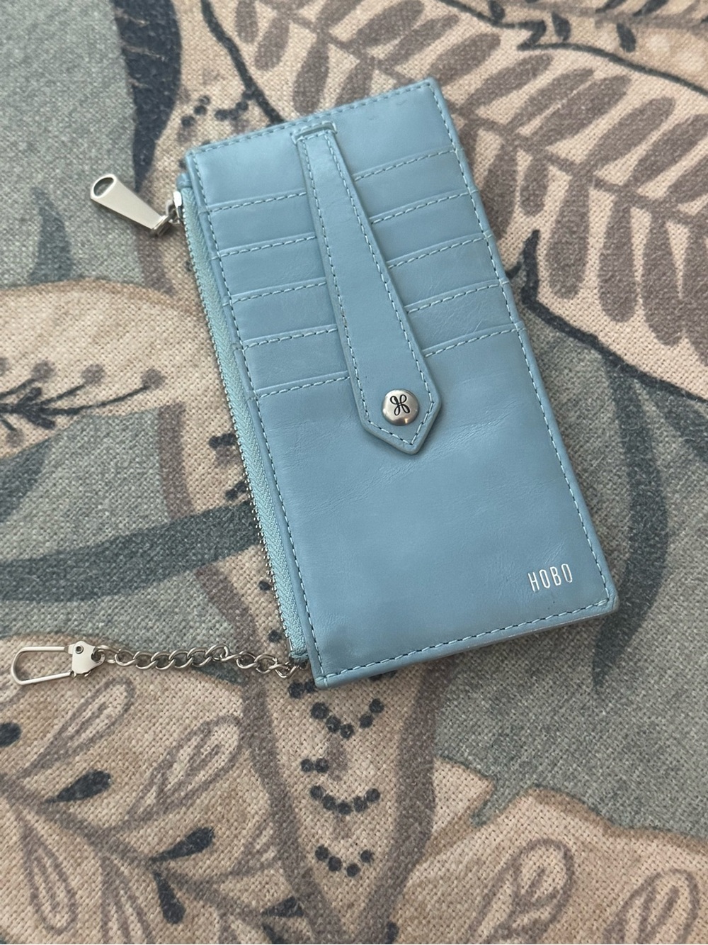 ❤️ HOBO Light Blue Leather Card Wallet with Zip and Chain